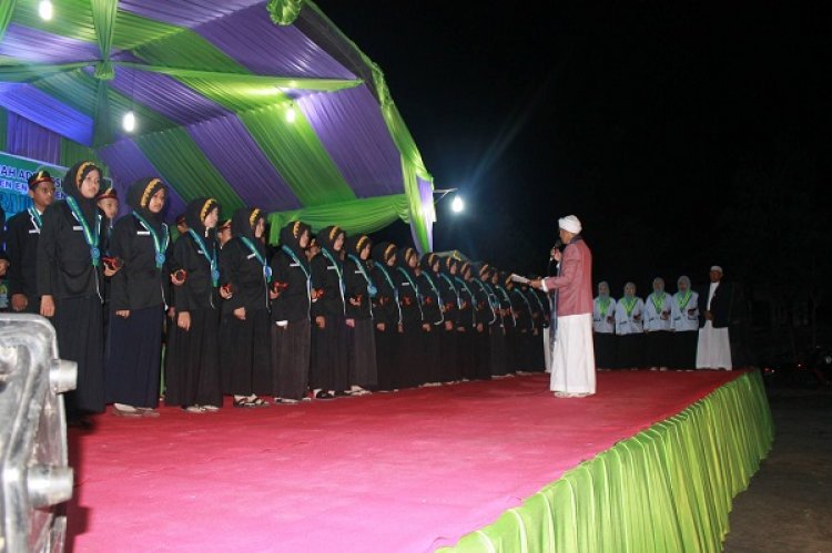 Kenali Pondok Pesantren resmi, Dengan Sekolah Ber Asrama
