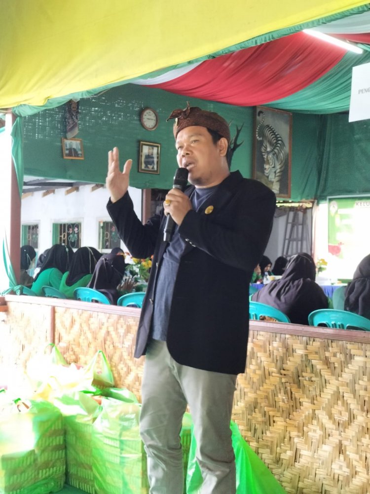 PAGUYUBAN PASUNDAN GALAKAN BHAKTI SOSIAL PEMERIKSAAN KESEHATAN DAN BEROBAT GRATIS