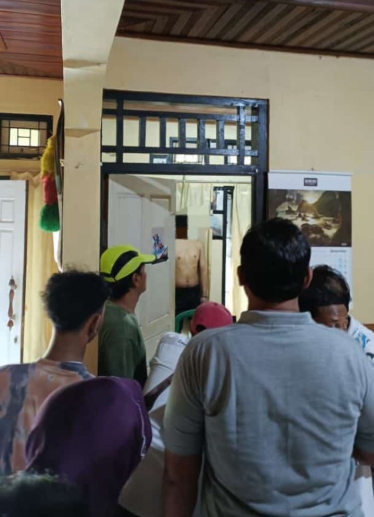 WARGA BERINGIN RINDANG DIGEGERKAN SEORANG PEMUDA TEWAS GANTUNG DIRI DI KAMAR MESS